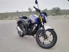 Yamaha FZs